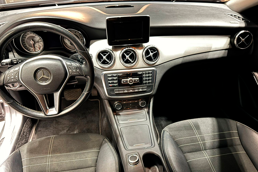 Mercedes Benz GLA